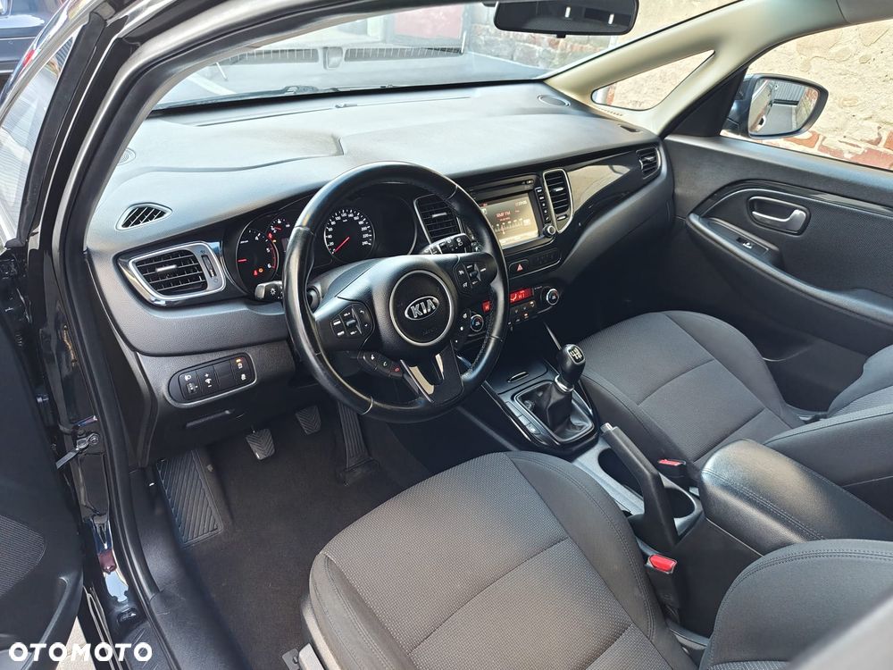 Kia Carens 1.7 CRDi L 7os - 5