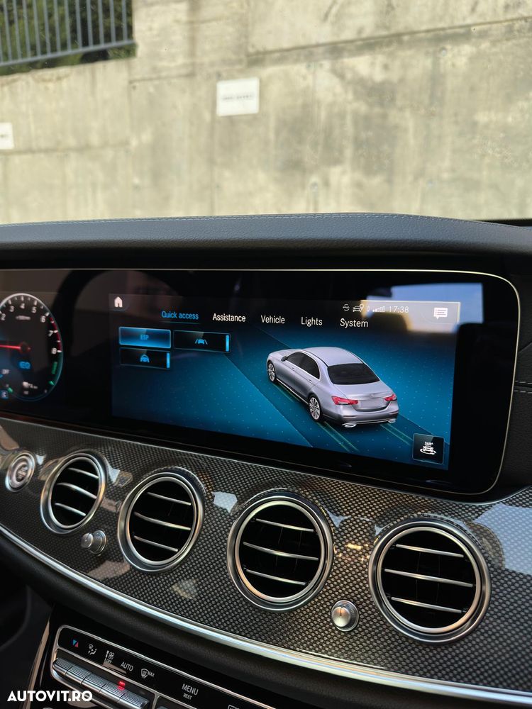 Mercedes-Benz E 300 9G-TRONIC AMG Line - 12