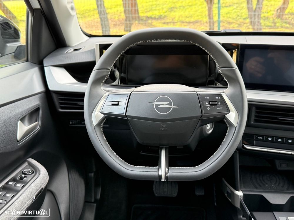 Opel Frontera 1.2 Hybrid GS eDCT - 40