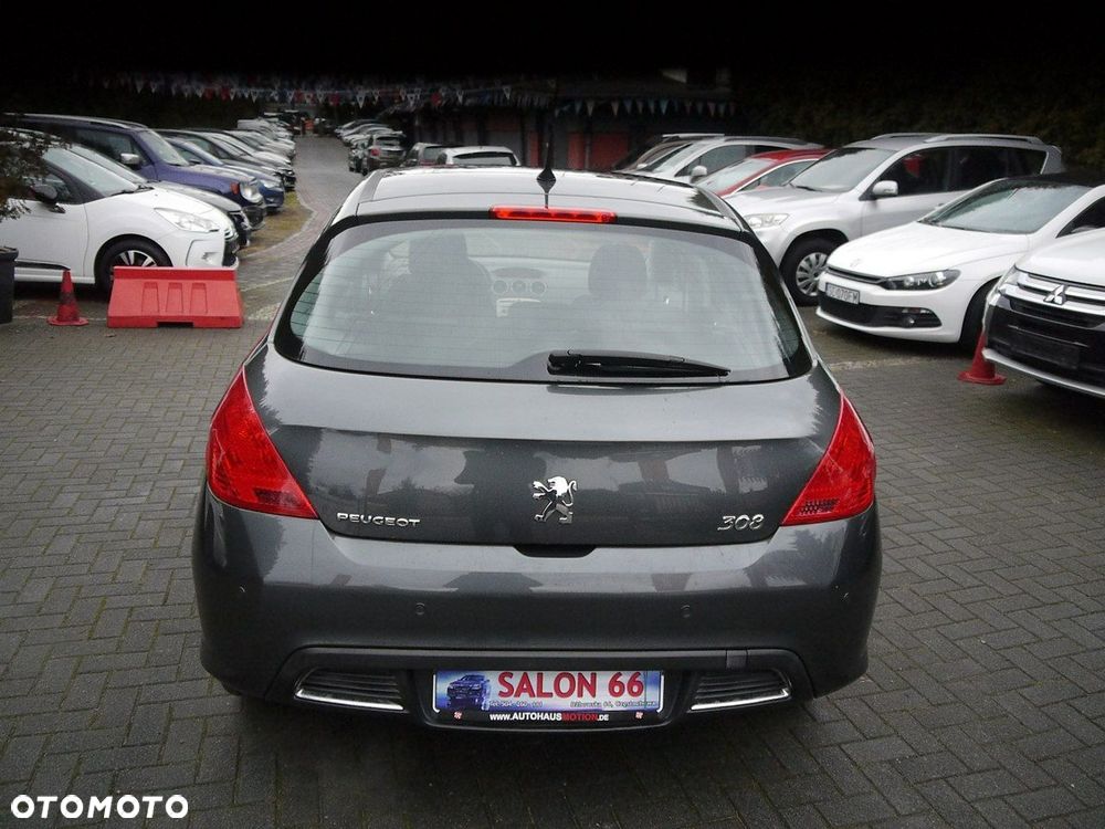 Peugeot 308 1.6 Premium - 12