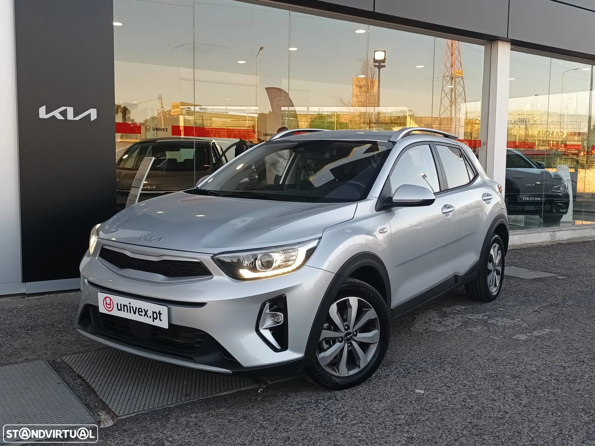 Kia Stonic 1.2 Dynamic - 4