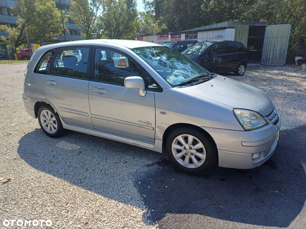 Suzuki Liana - 3