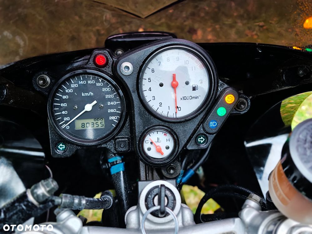 Honda VTR - 8