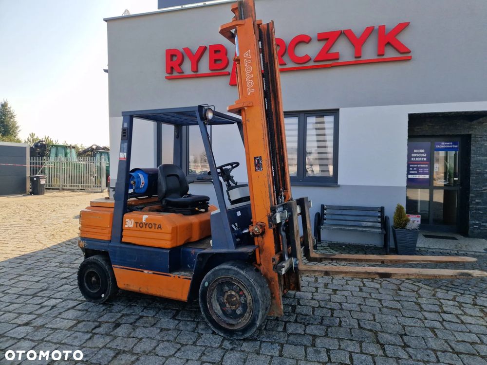 Toyota 5FG30 wózek widłowy 3T - 2