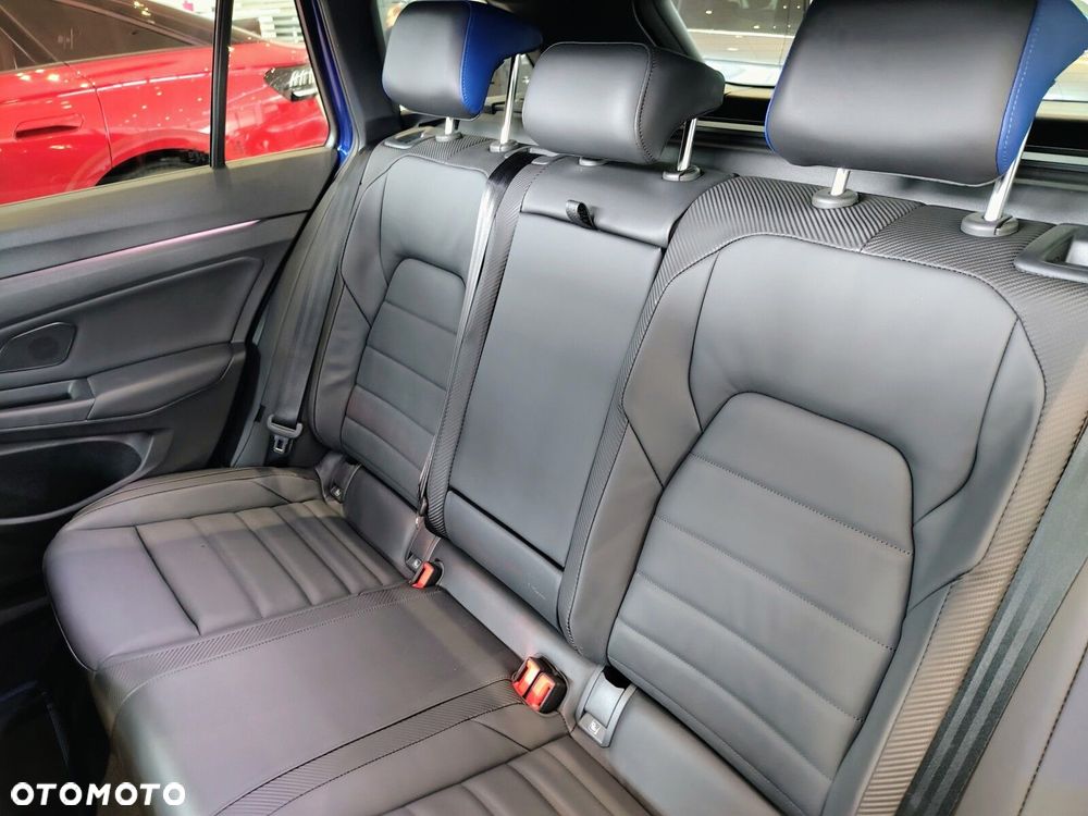Volkswagen Golf Variant - 29