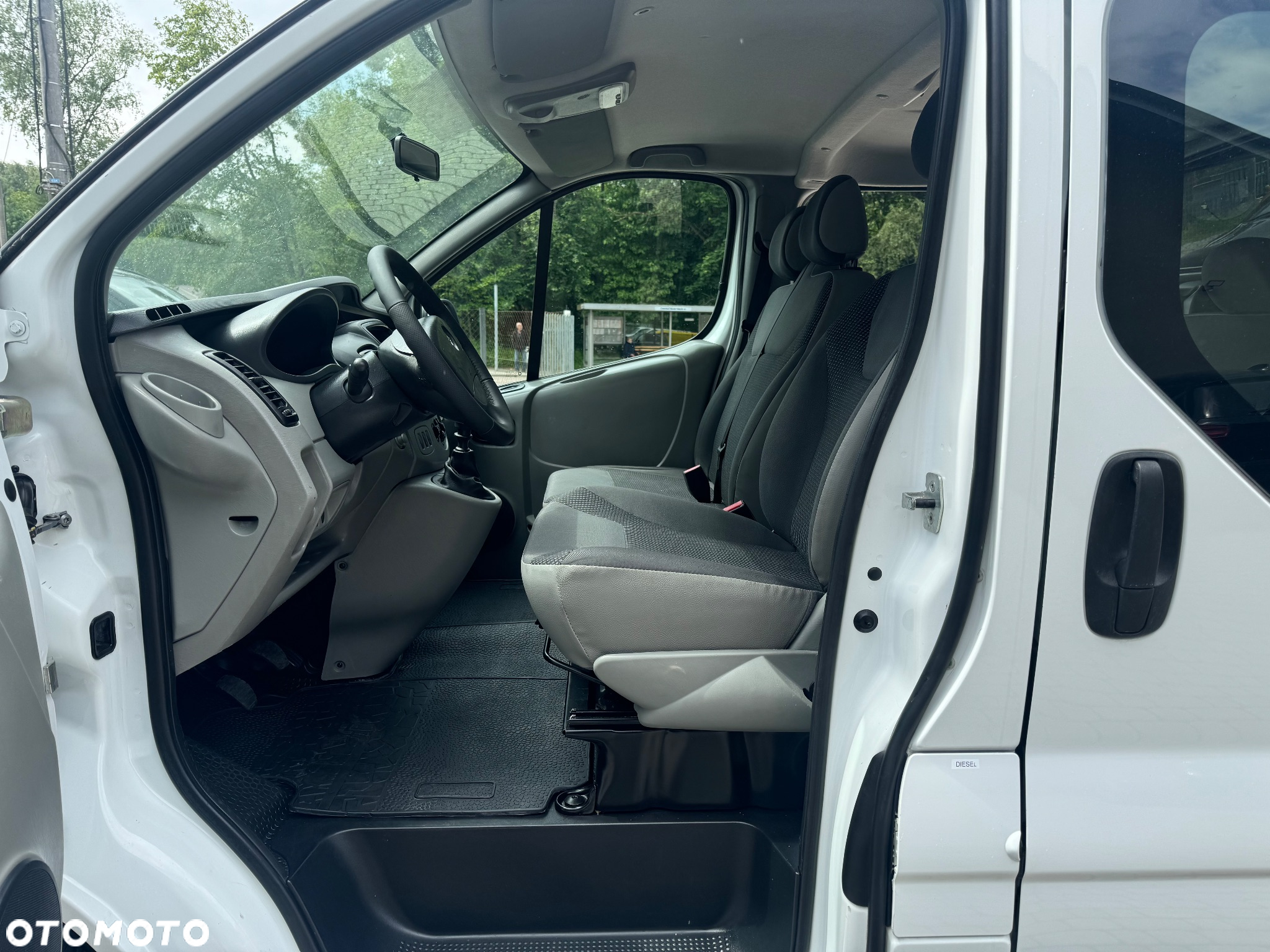 Opel Vivaro - 13