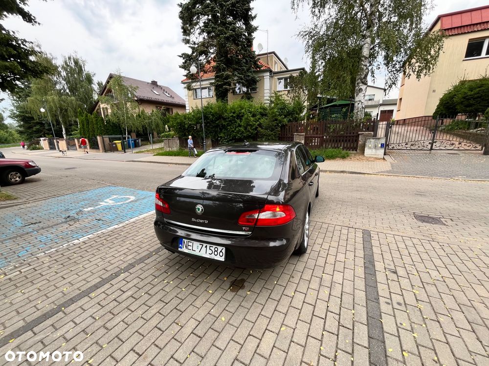 Skoda Superb 2.0 TDI Platinum DSG - 9