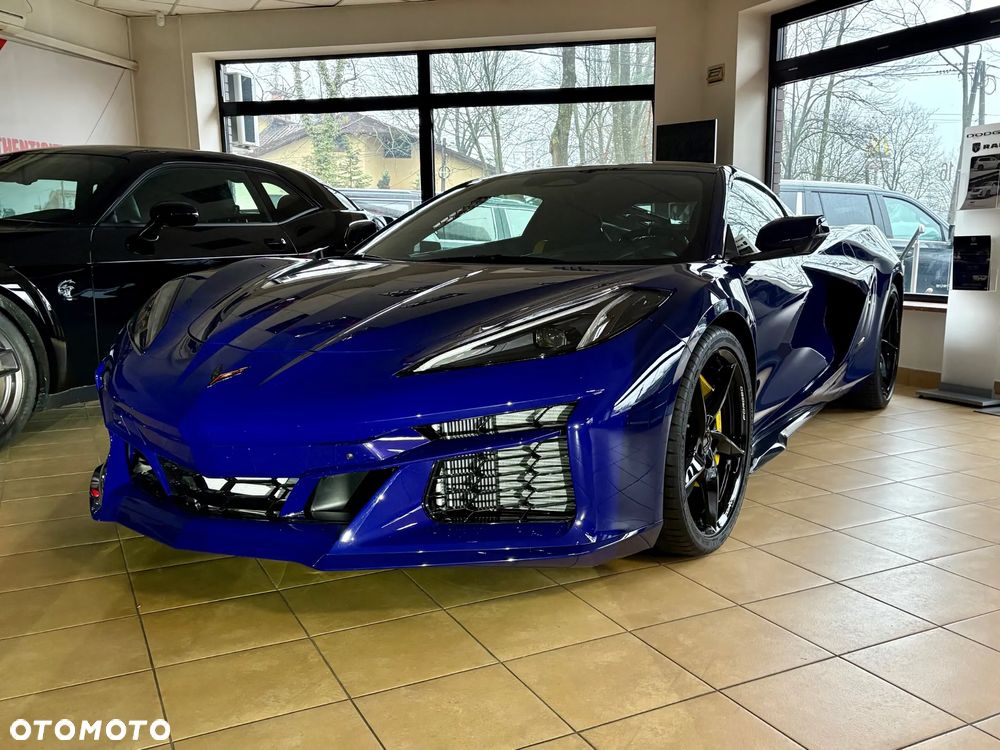 Chevrolet Corvette - 6