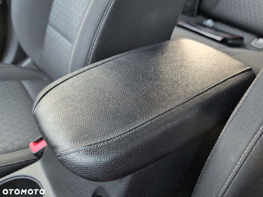 Kia Ceed 1.6 CRDi SCR M DCT - 25