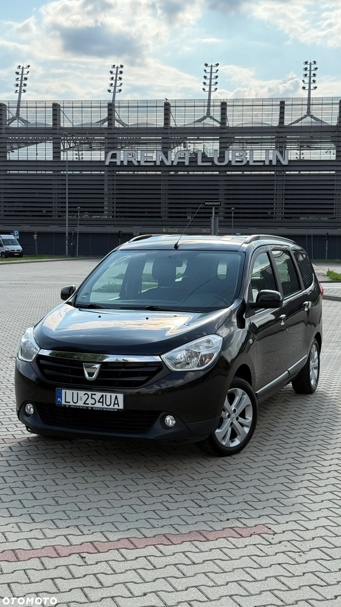 Dacia Lodgy 1.6 MPI 85 Laureate - 1