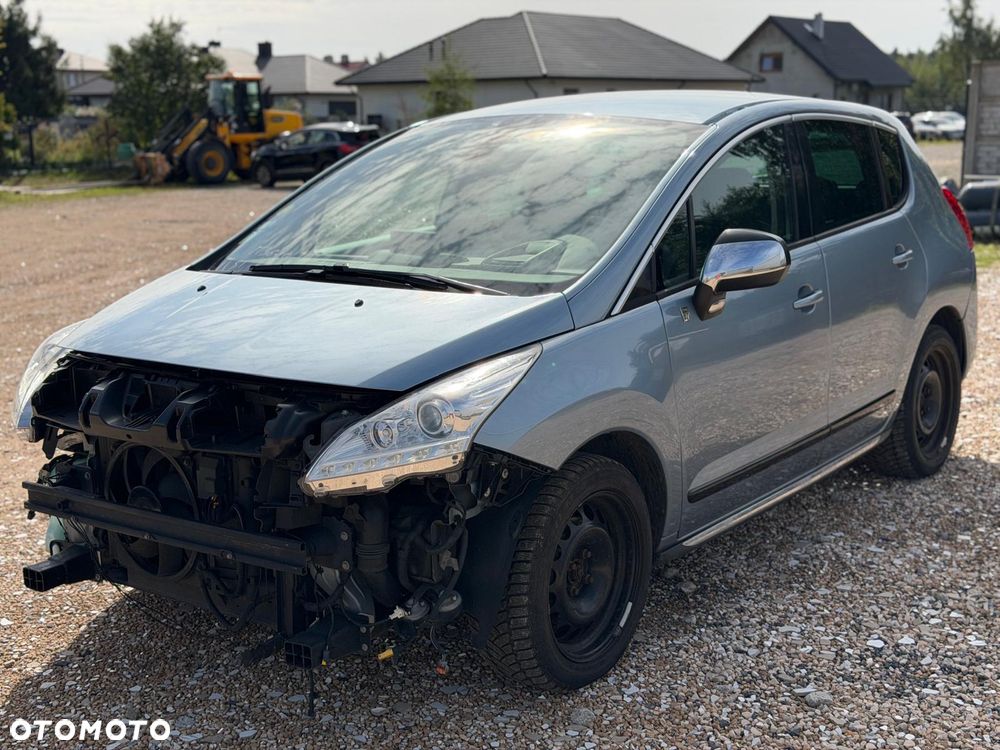Peugeot 3008 Hybrid4 - 1