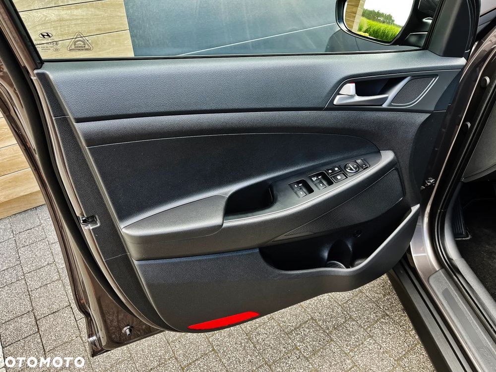 Hyundai Tucson 1.6 Turbo 2WD Navi - 36
