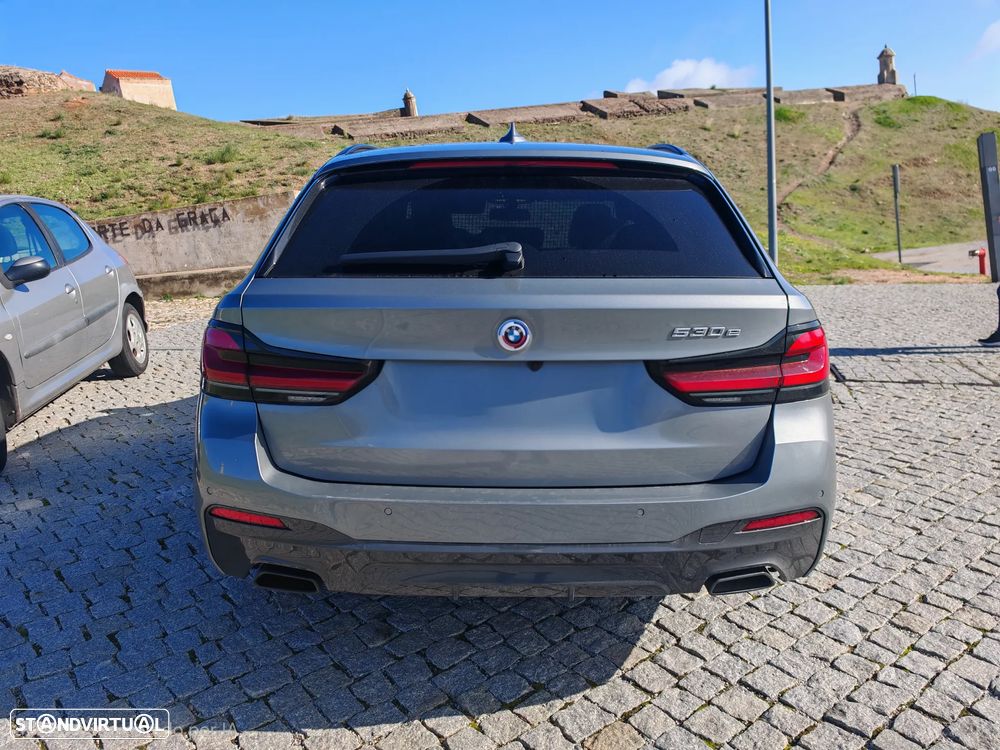 BMW 530 e Pack 50 anos M - 4