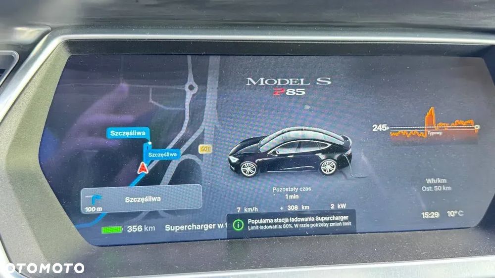 Tesla Model S - 17