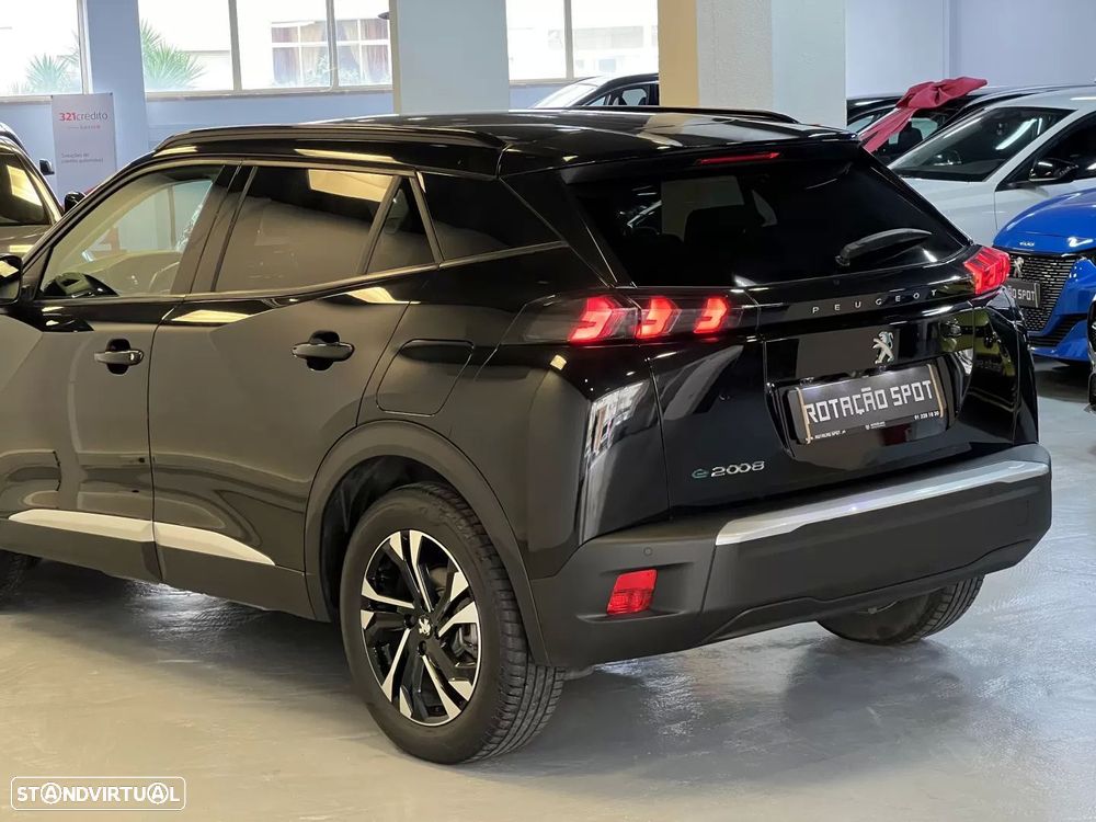 Peugeot e-2008 50 kWh Allure - 31
