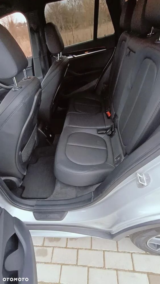 BMW X1 xDrive25i xLine - 38