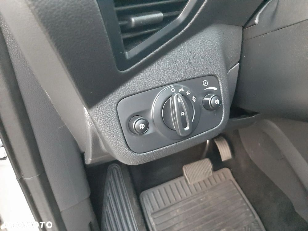 Ford Kuga - 9