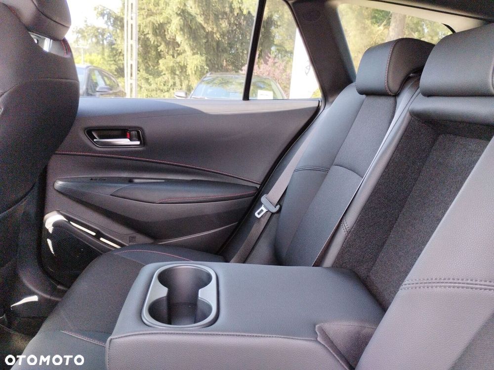 Toyota Corolla - 11