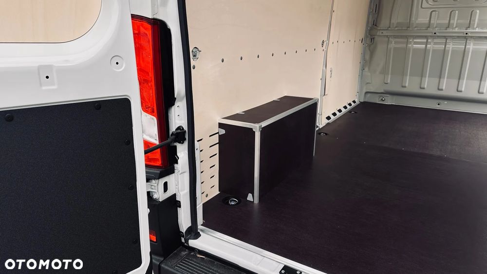 Toyota Proace Max - 9