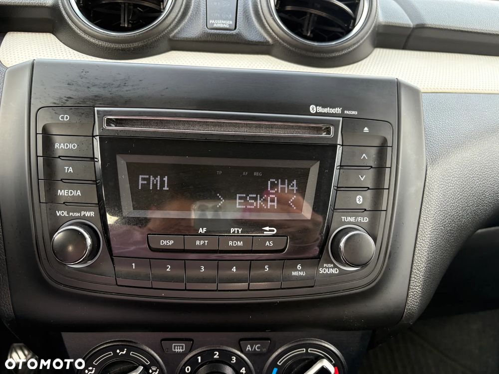 Suzuki Swift 1.2 Dualjet SHVS Premium - 10