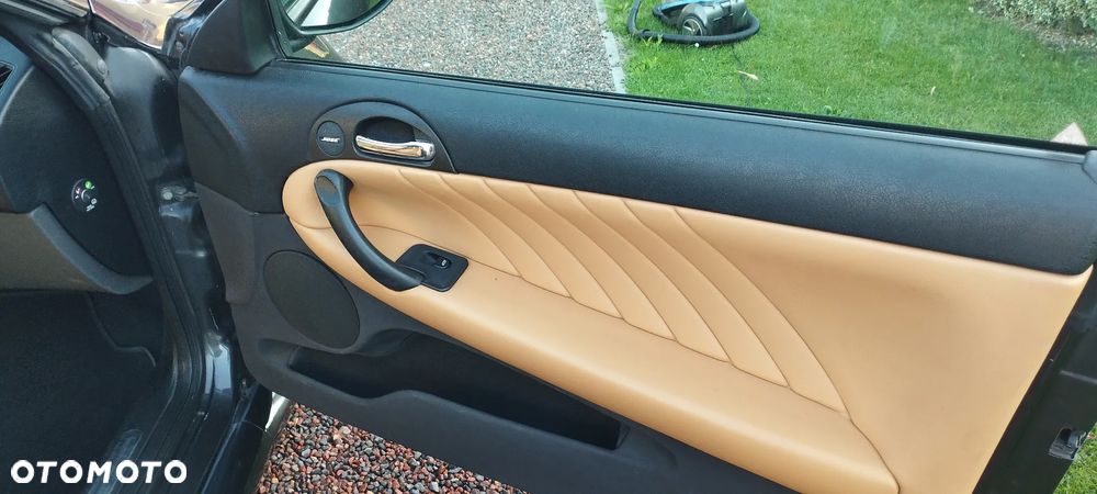 Alfa Romeo GT 1.9JTD 16V Distinctive - 12