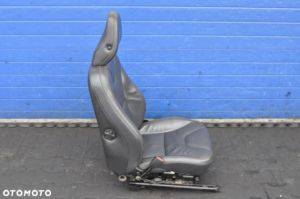 VOLVO XC60 I FOTEL KIEROWCY LEWY - 4