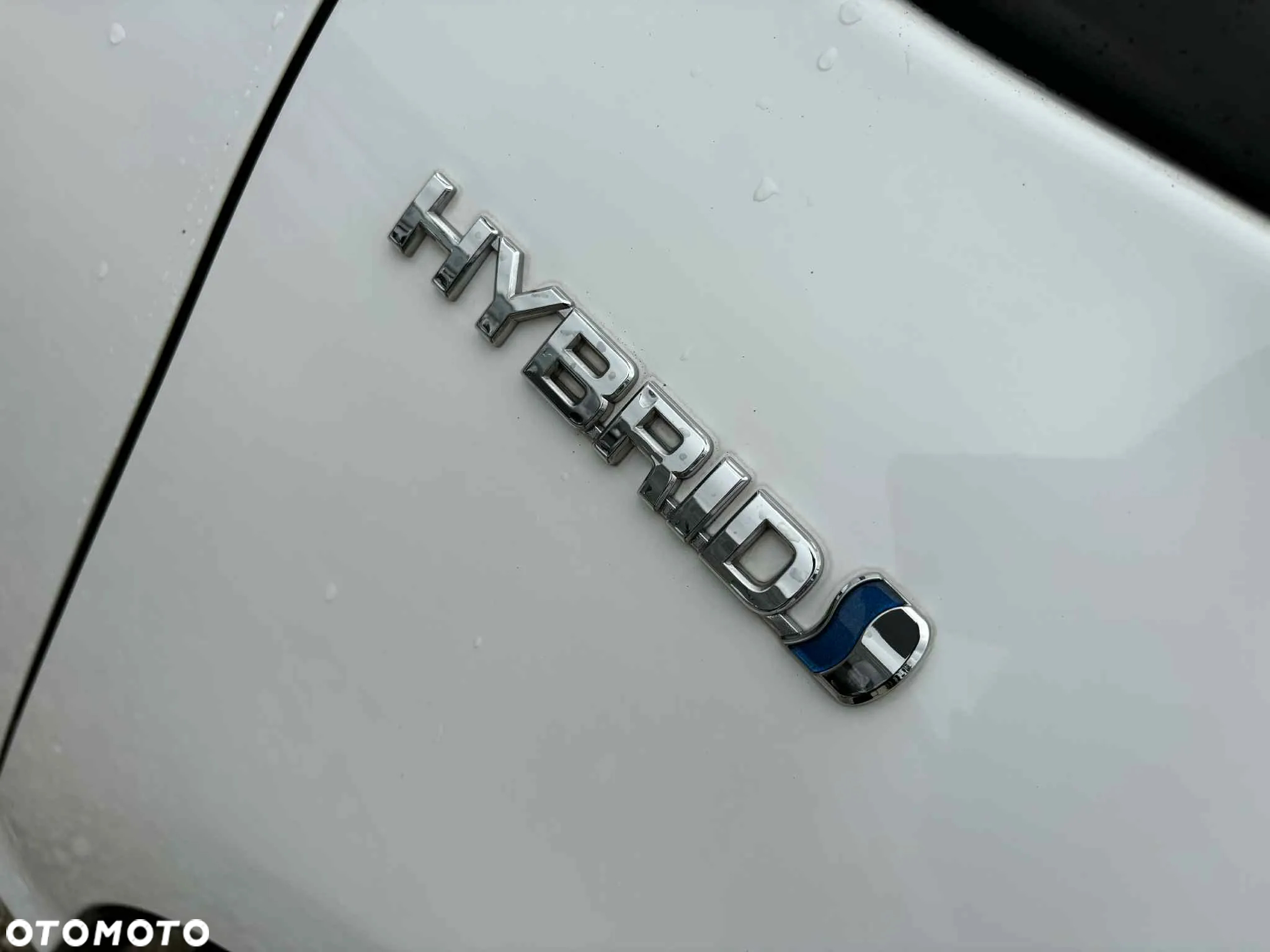 Toyota Yaris Hybrid 1.5 VVT-i - 18