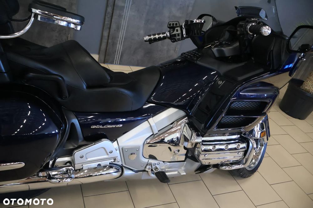 Honda GL - 12