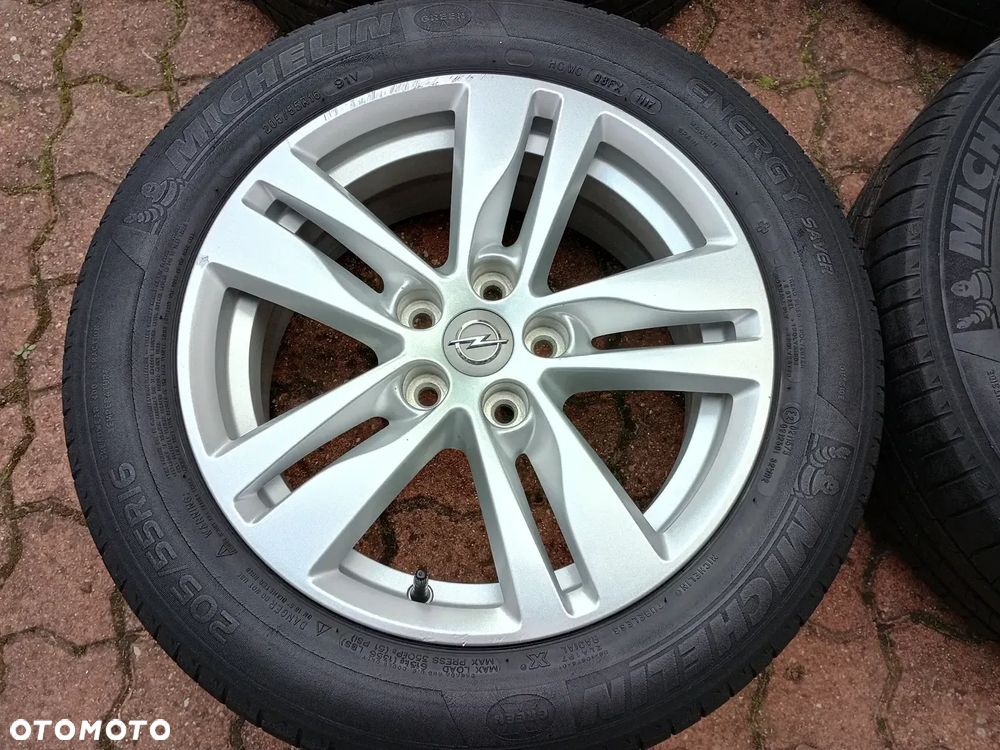 Alufelgi Opel Astra J K 5x105 lato 205/55/16 91V - 3