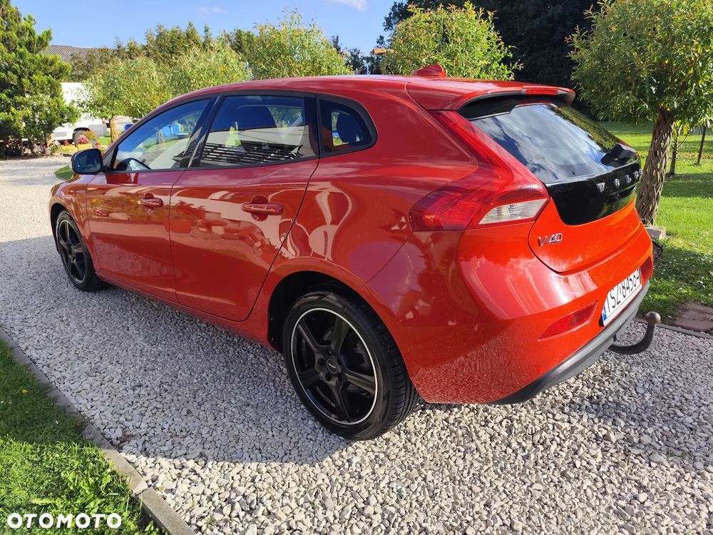 Volvo V40 D2 Drive-E Momentum - 5