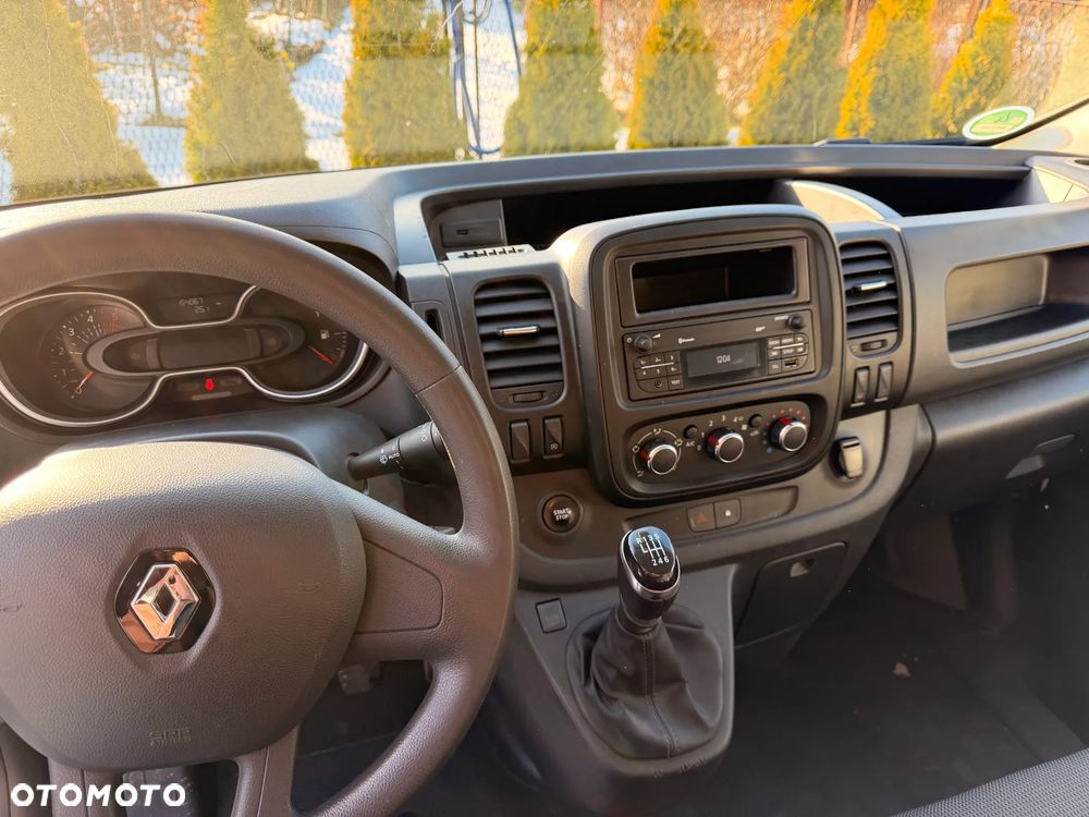 Renault Trafic 2.0 Diesel Rok 2021 - 7