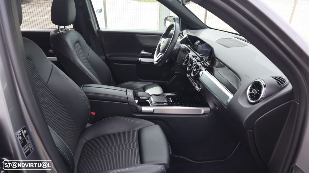 Mercedes-Benz GLB 200 d Progressive - 27