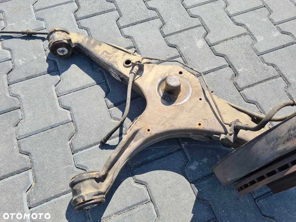 VW T5 LIFT zawieszenie wahacz zacisk lewy tył KOMPLET - 2