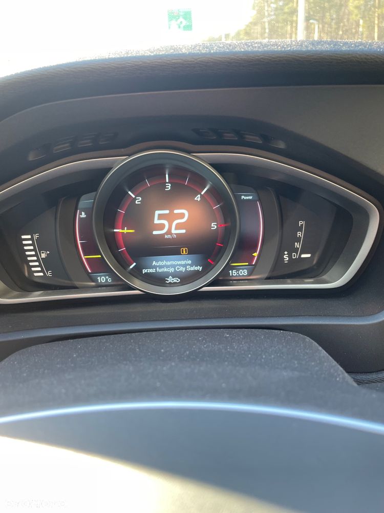 Volvo V40 D3 Summum - 30