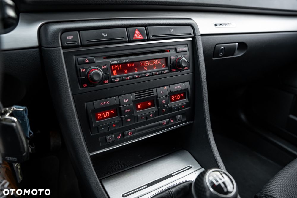 Audi A4 Avant 1.8 T quattro - 29