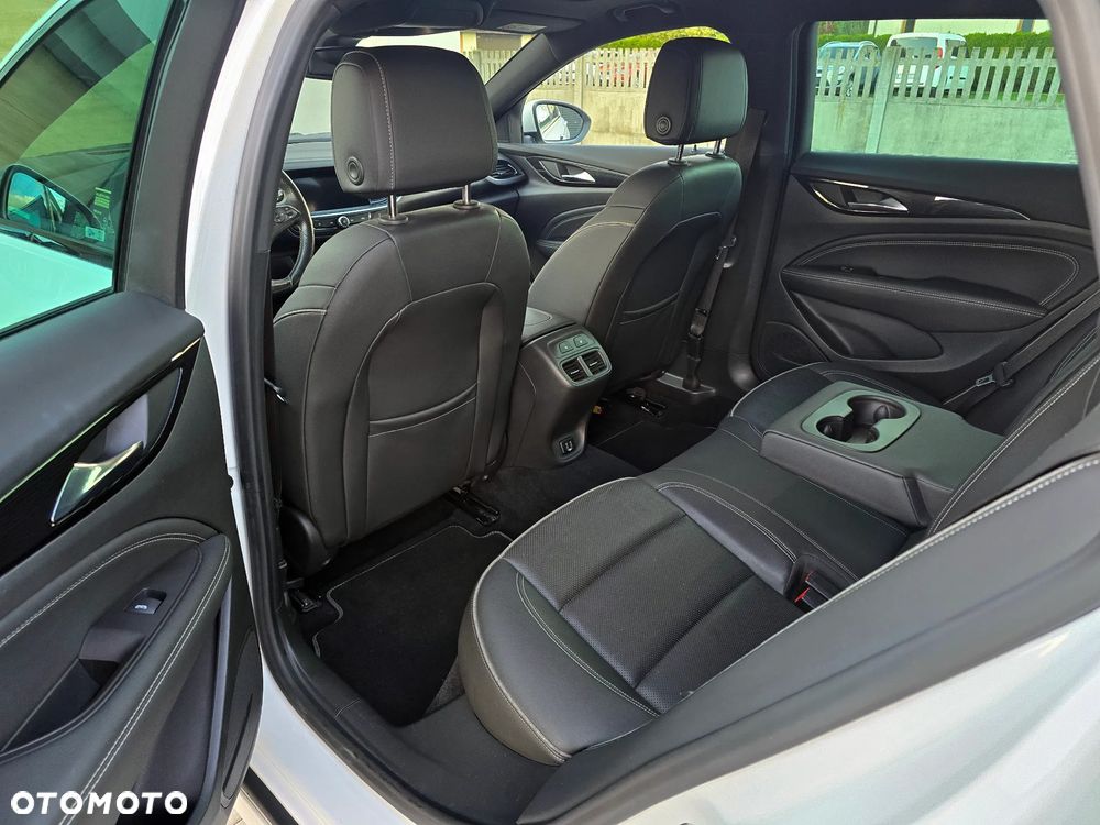 Opel Insignia Sport2.0 Direct InjTurbo 4x4 Innovation - 10