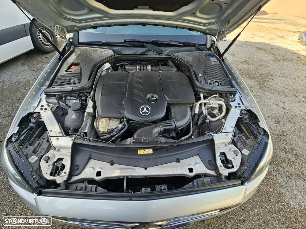 Mercedes-Benz E 220 d Avantgarde+ - 11