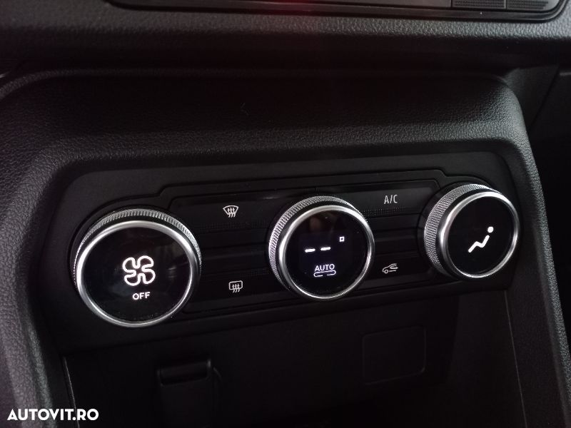 Dacia Sandero Stepway TCe 90 MT6 Comfort - 4