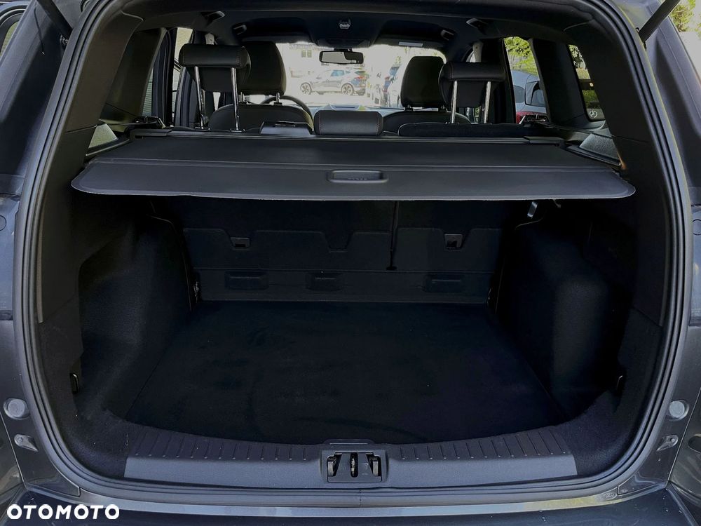 Ford Kuga 2.0 TDCi FWD ST-Line - 38