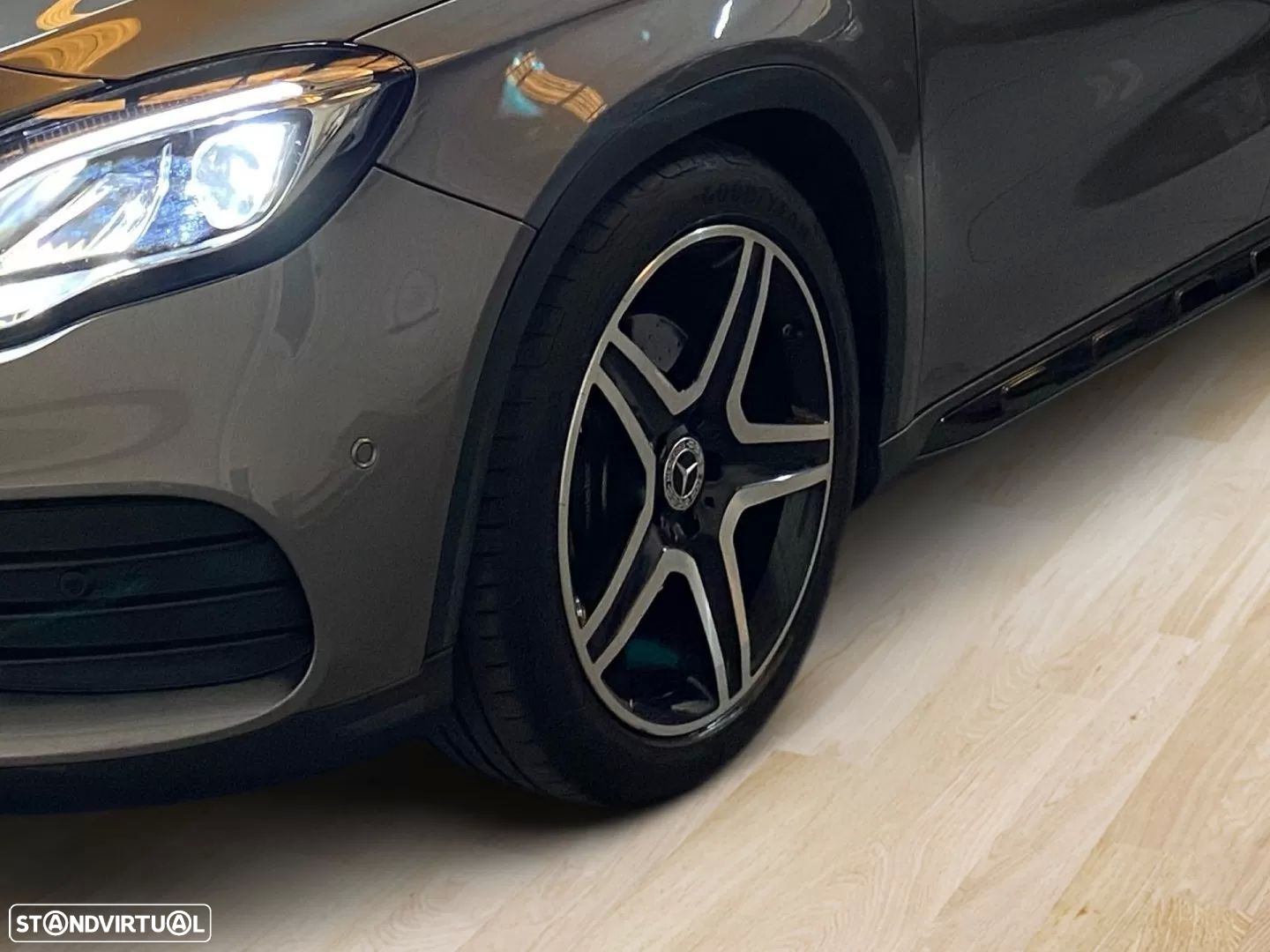 Mercedes-Benz GLA 220 d AMG Line - 6