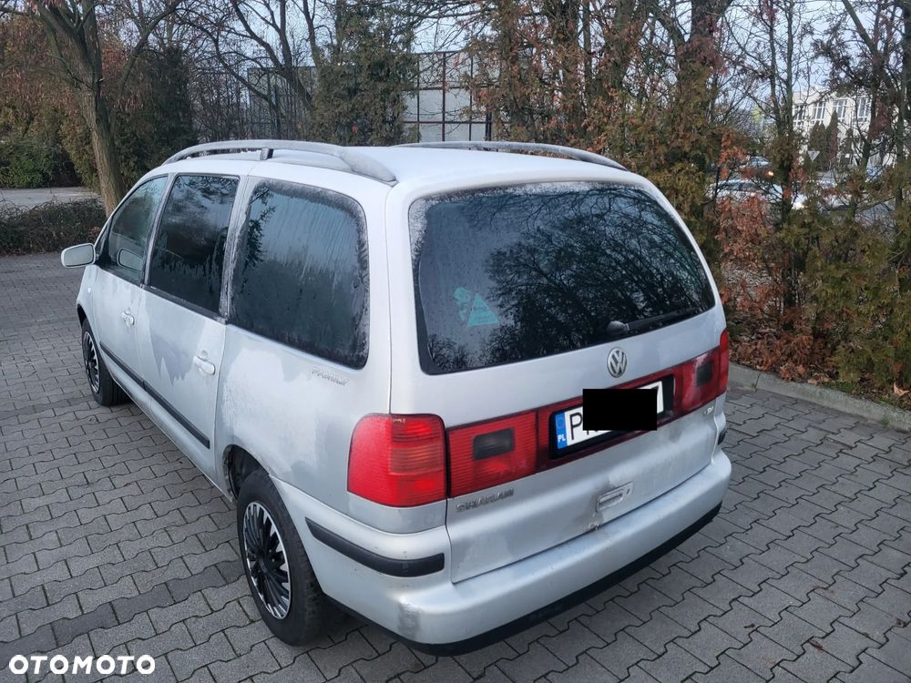 Volkswagen Sharan 1.9 TDI Comfortline - 3
