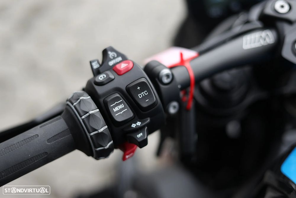 BMW M 1000 R COMPETITION - CARBON Akrapovic - 8