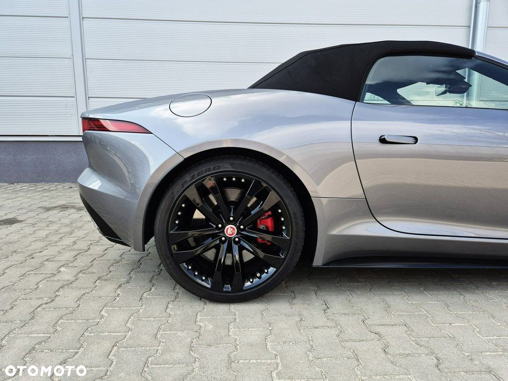 Jaguar F-Type - 20