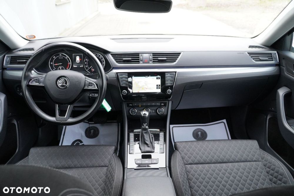 Skoda Superb 2016 photo 5