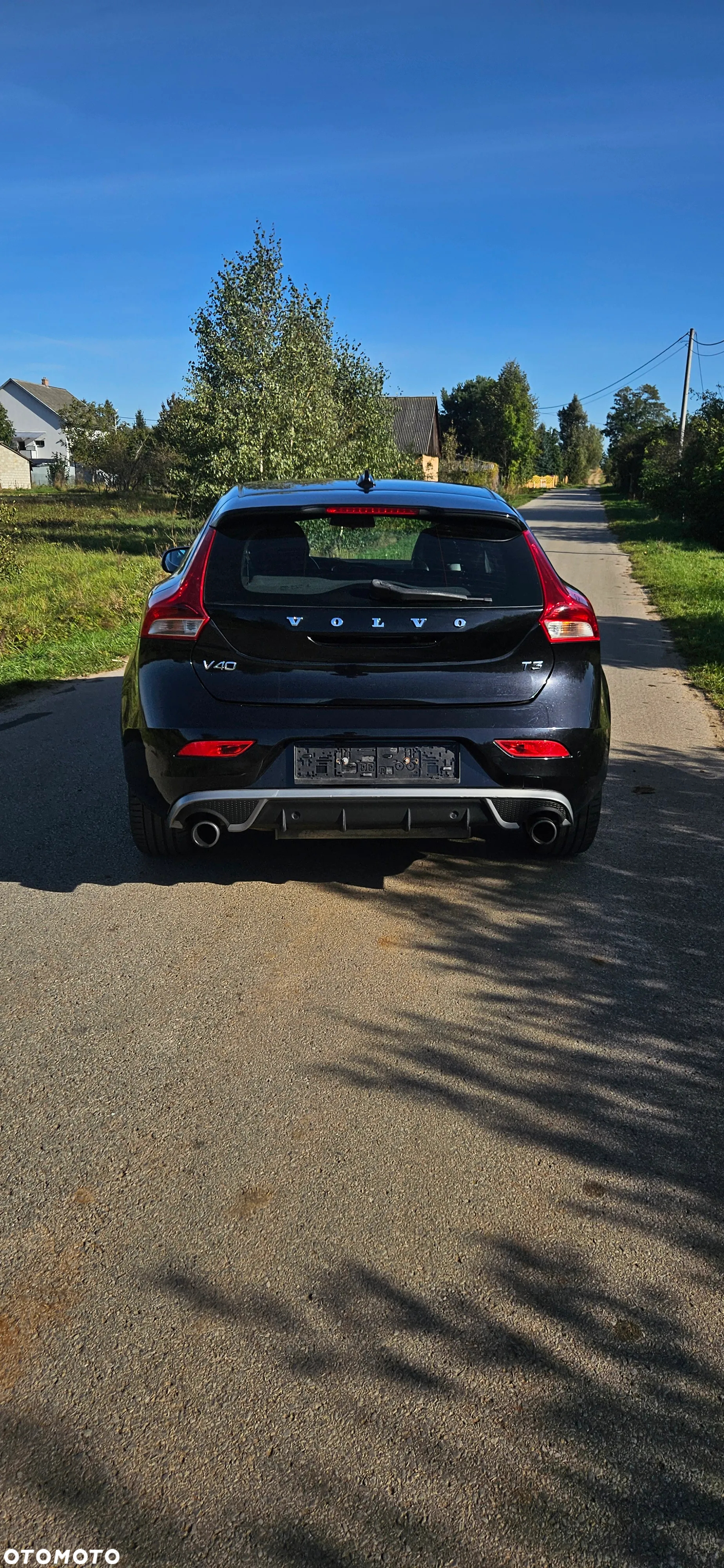 Volvo V40 T3 R-Design - 9