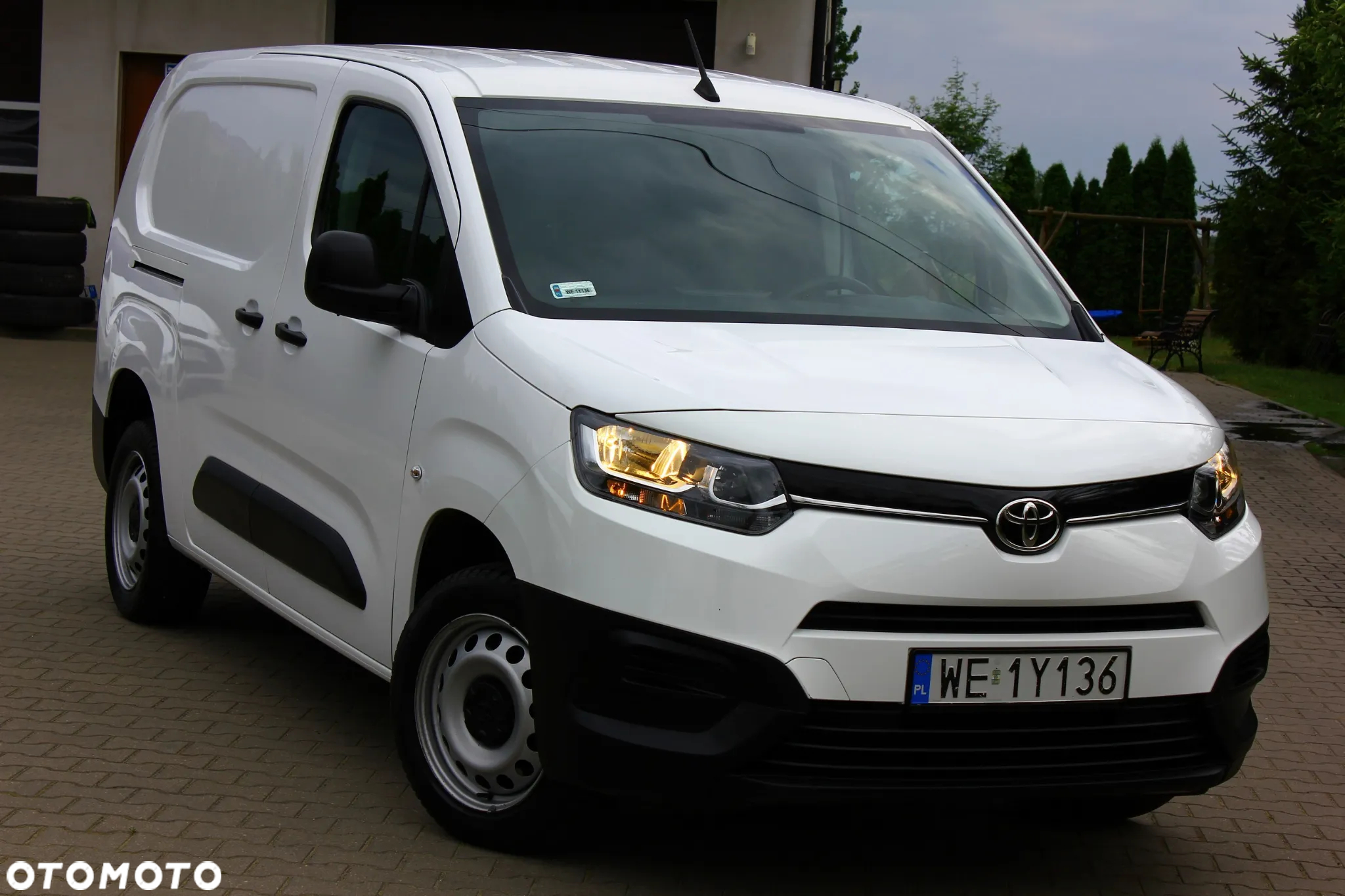 Toyota Proace City 1.5D-4D 102KM LONG L2  3 Osobowy Blaszak - 3