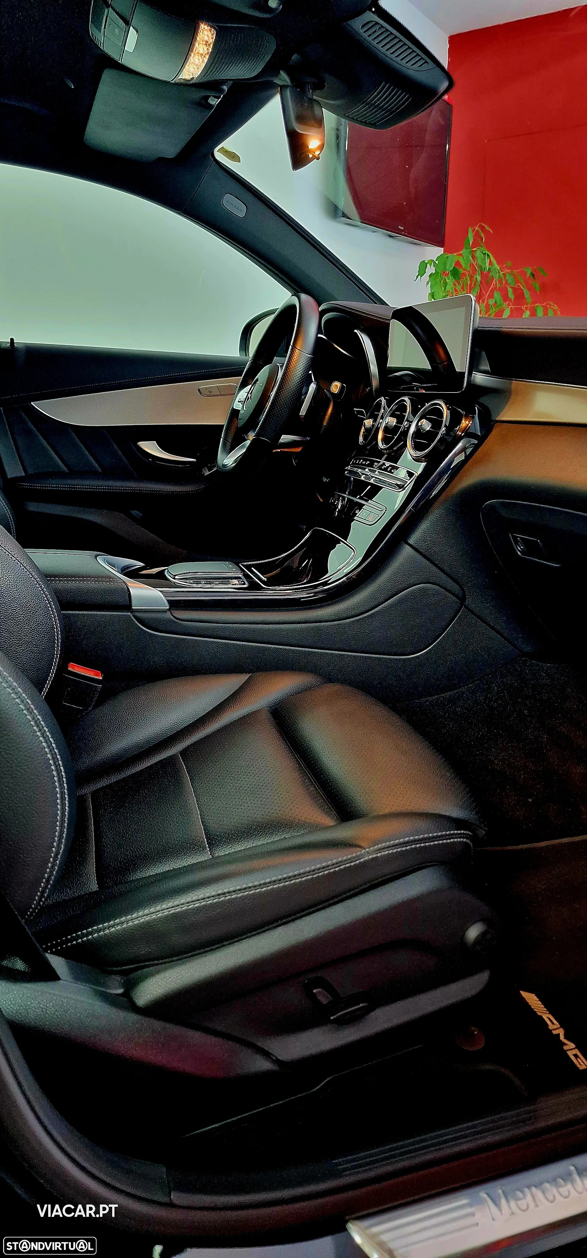 Mercedes-Benz GLC 300 Coupe e 4Matic 9G-TRONIC AMG Line - 34