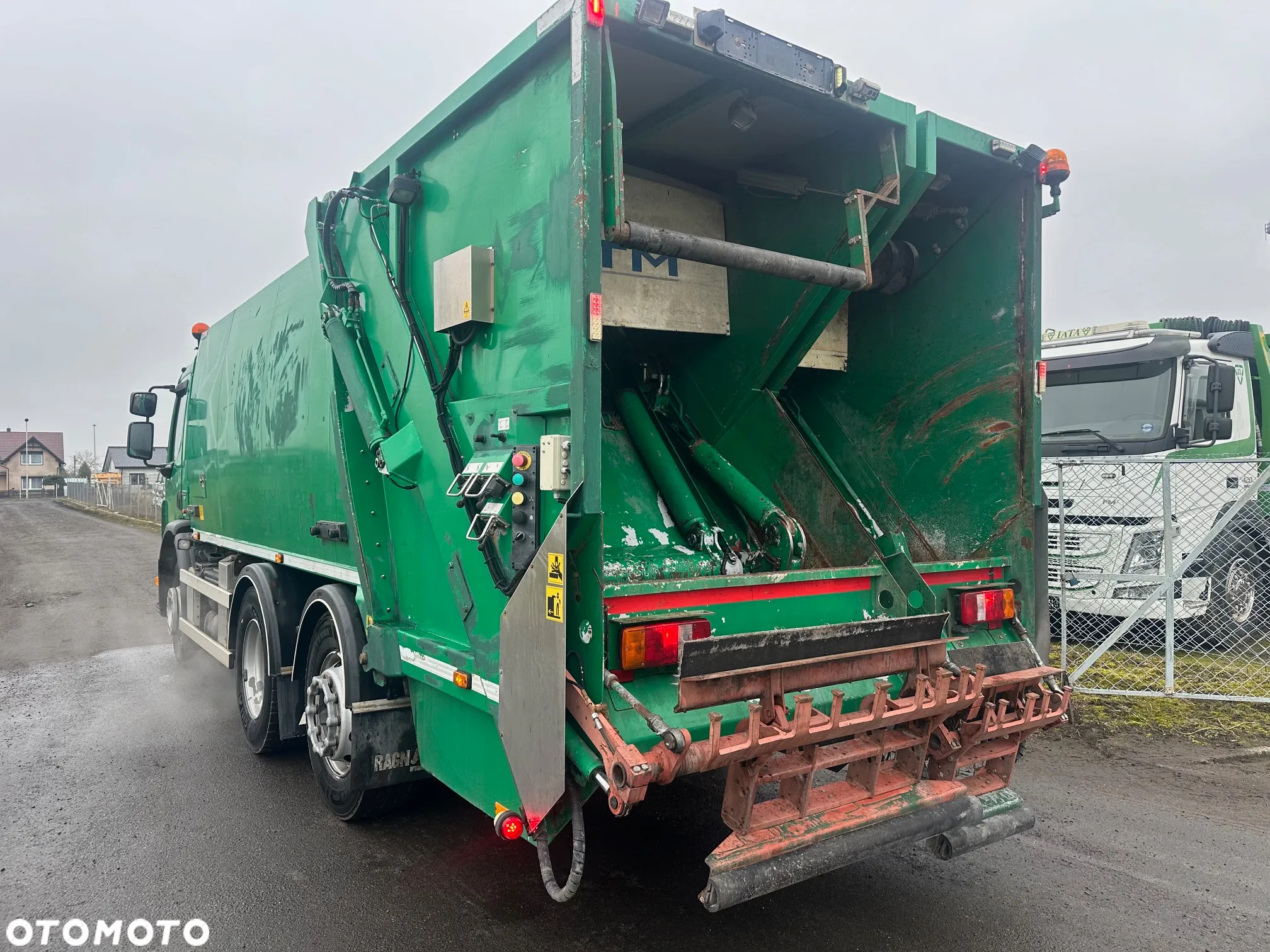 Volvo FE 300 - 3