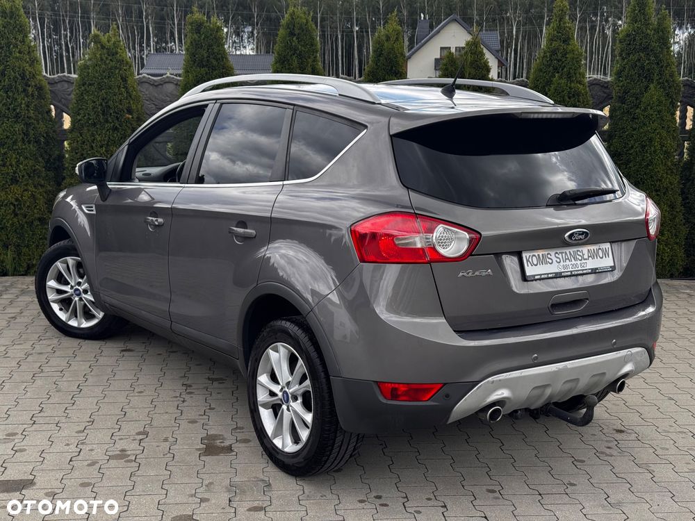 Ford Kuga 2.0 TDCi 2x4 Titanium - 14