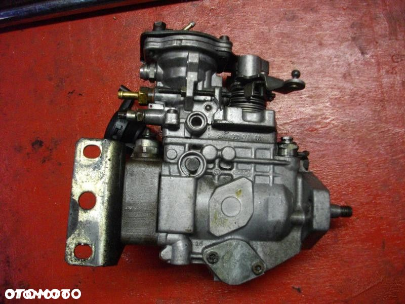 Pompa wtryskowa Opel Astra F Vectra 1.7 TD X17DTL - 2